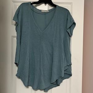 Free people blue tshirt - never been worn